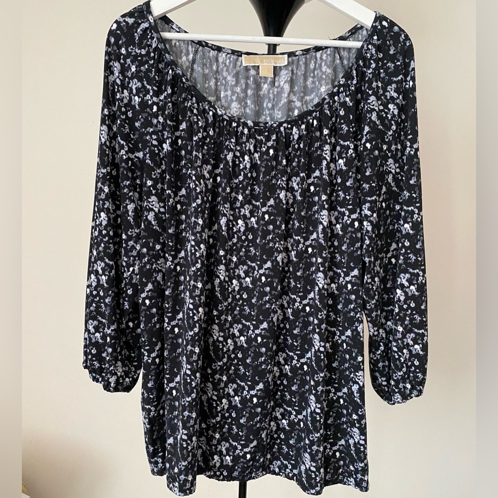 Michael Kors Women’s Black and White Floral Scoop Neck Top Size L